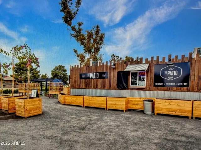 $1,900 | 18235 North 45th Avenue, Glendale, AZ 85308