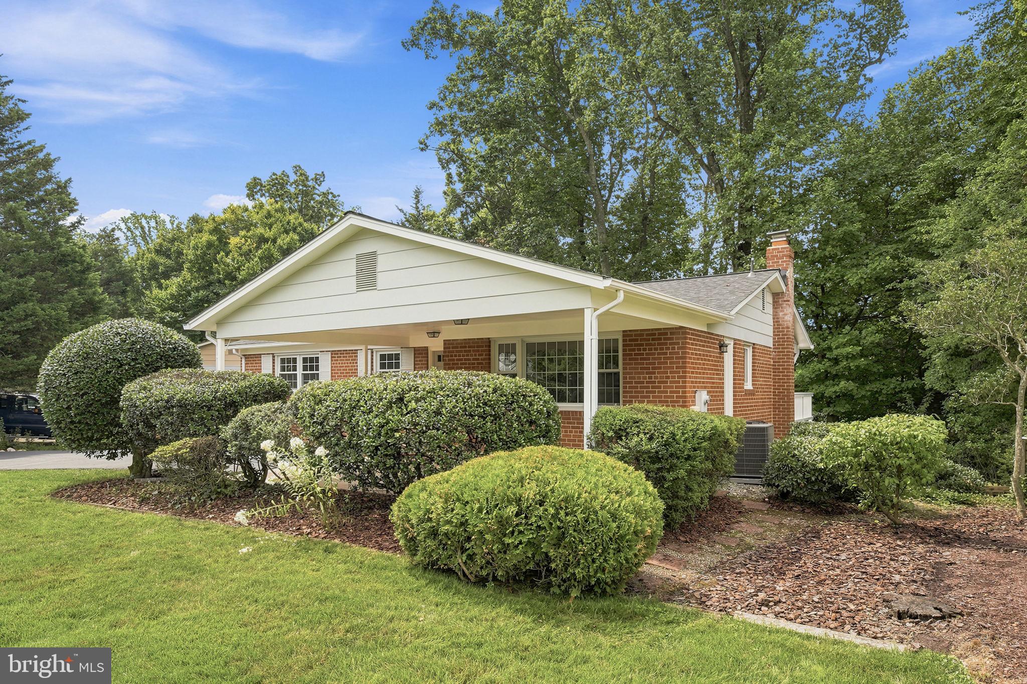 6922 Sydenstricker Road Springfield, VA 22153 - Photo 2 of 64