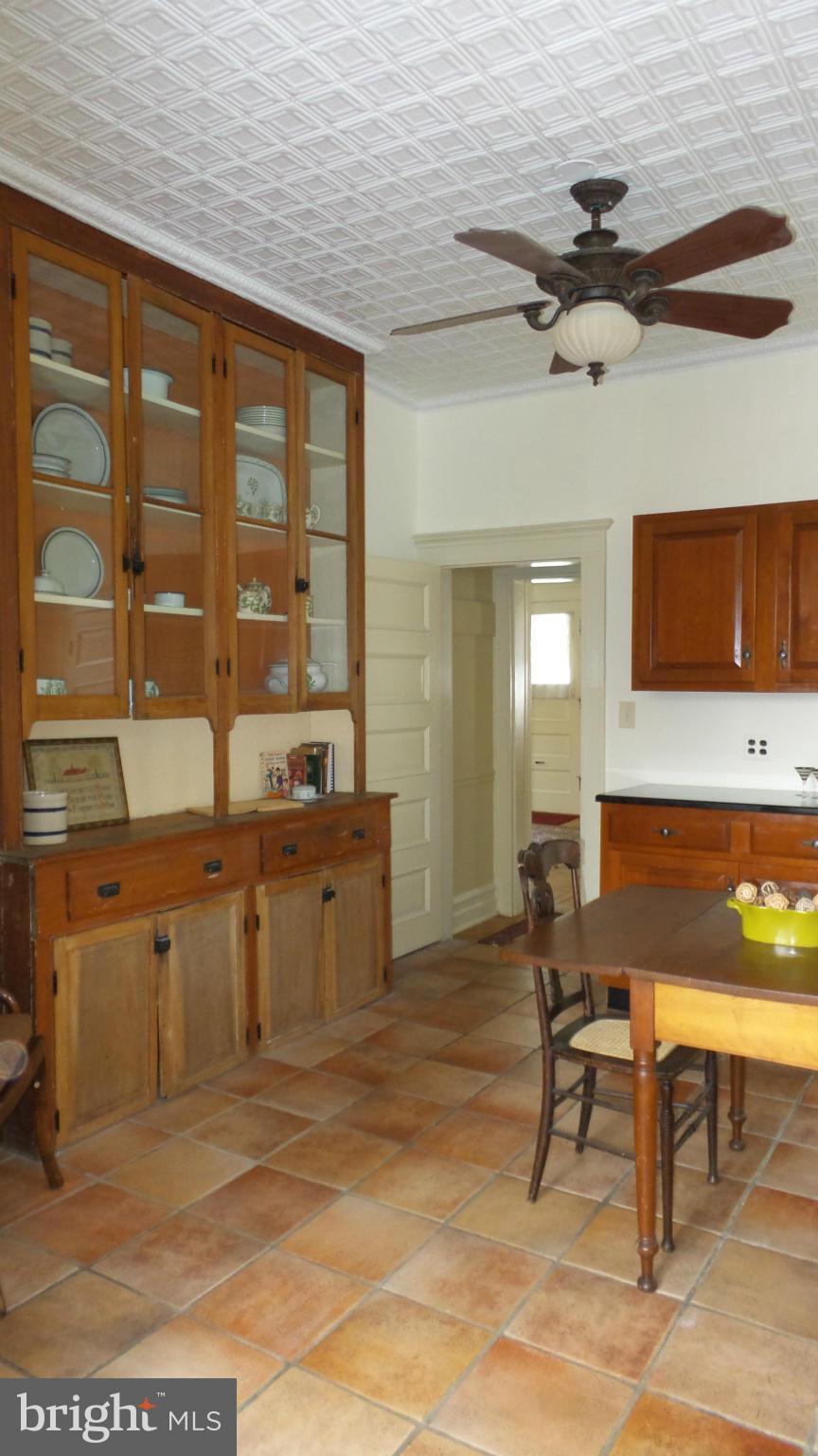 111 Woodlawn Road Baltimore, MD 21210 - Photo 13 of 30 Dining Room