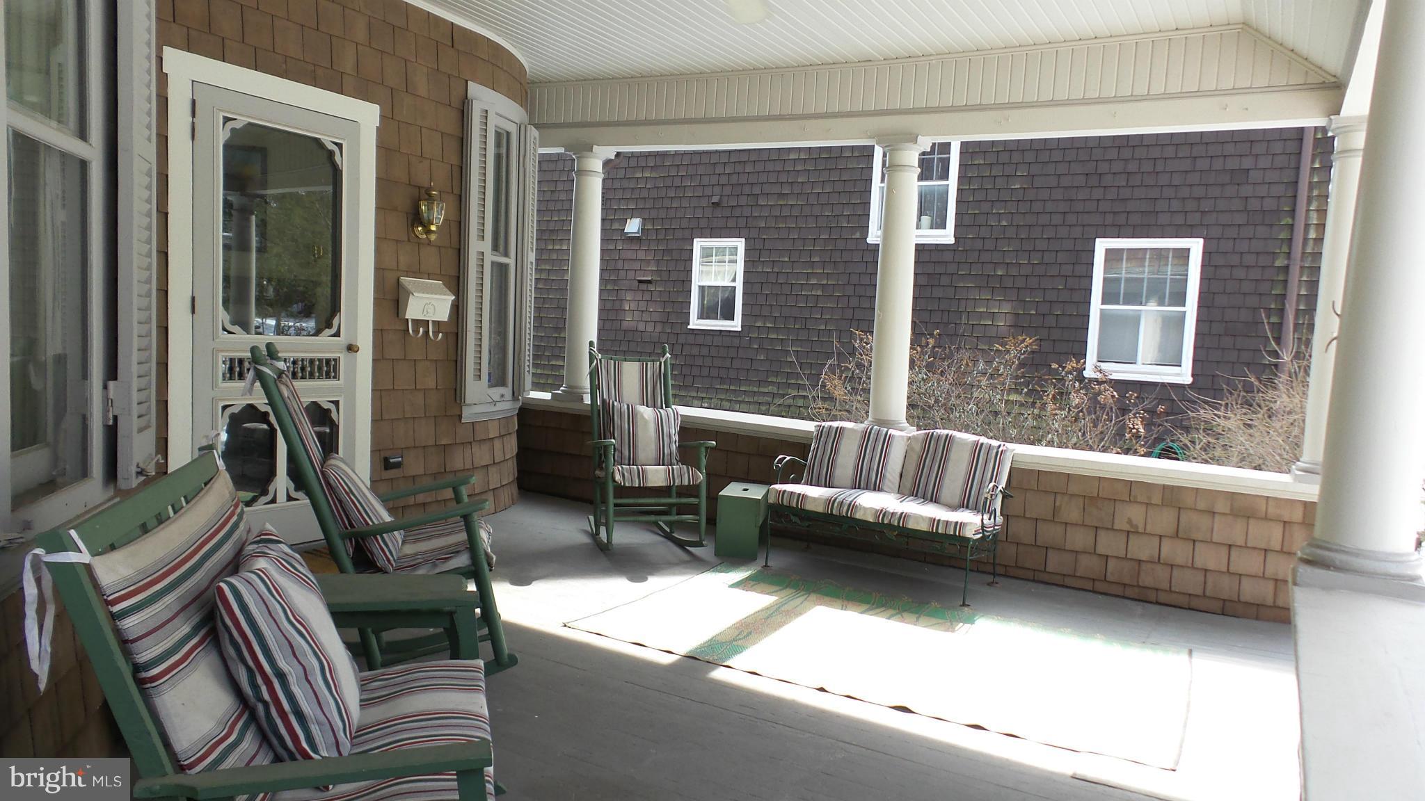 111 Woodlawn Road Baltimore, MD 21210 - Photo 3 of 30 Exterior (Front)