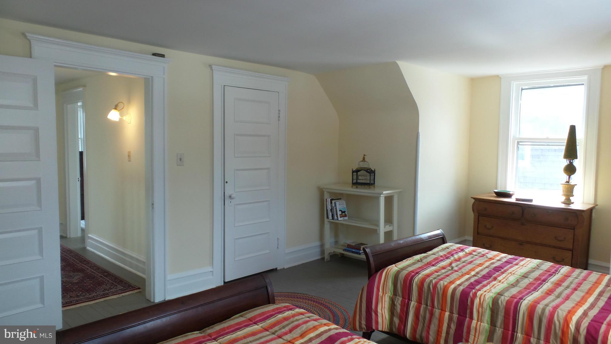111 Woodlawn Road Baltimore, MD 21210 - Photo 23 of 30 Bedroom