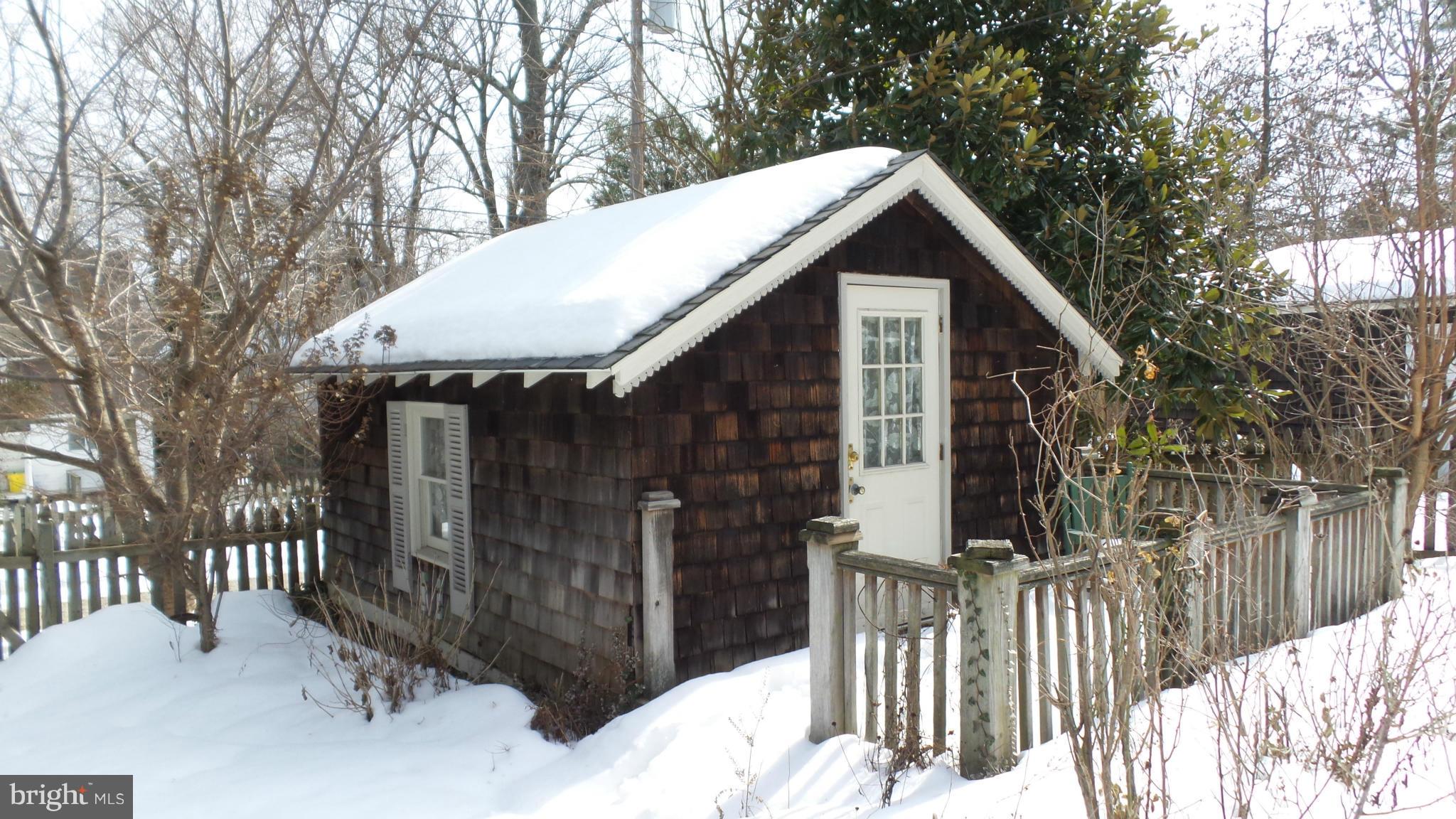 111 Woodlawn Road Baltimore, MD 21210 - Photo 29 of 30 Exterior (Rear)