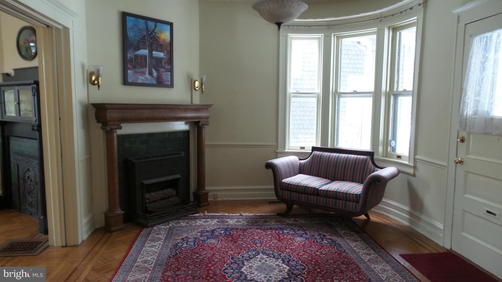 111 Woodlawn Road Baltimore, MD 21210 - Photo 4 of 30 Interior (General)