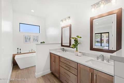 $875,000 | 1405 Windchime Lane, Melbourne, FL 32935