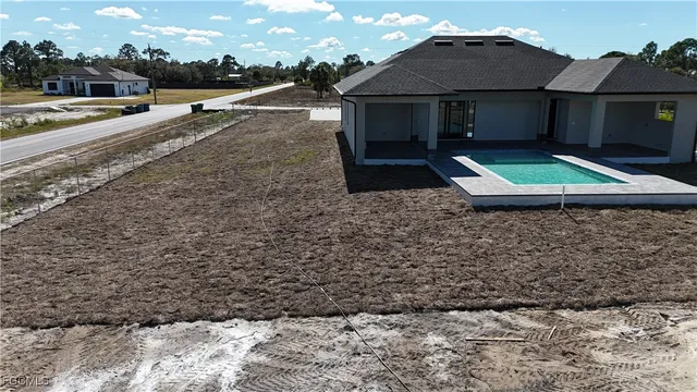a view of outdoor space yard and patio
