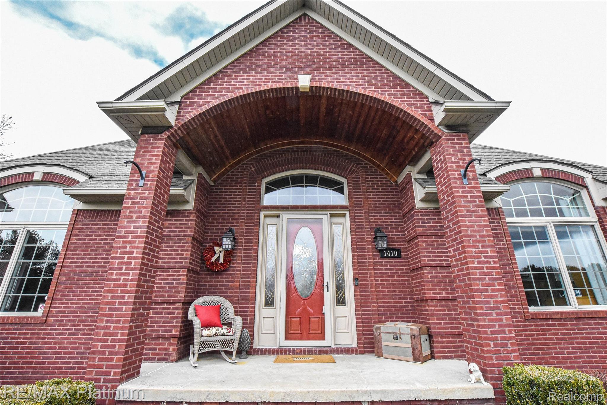 1410 Henderson Road Howell, MI 48855 - Photo 8 of 55 DSC_9712.jpg