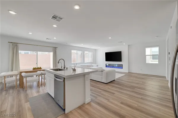 $539,974 | 9929 Lost Horse Avenue, Las Vegas, NV 89178