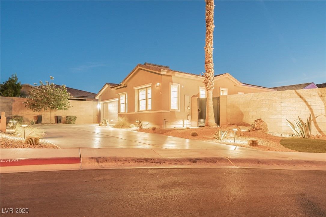 26 Via Tavolara Henderson, NV 89011 - Photo 13 of 80