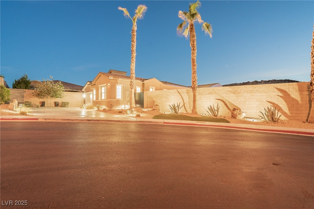 26 Via Tavolara Henderson, NV 89011 - Photo 14 of 80