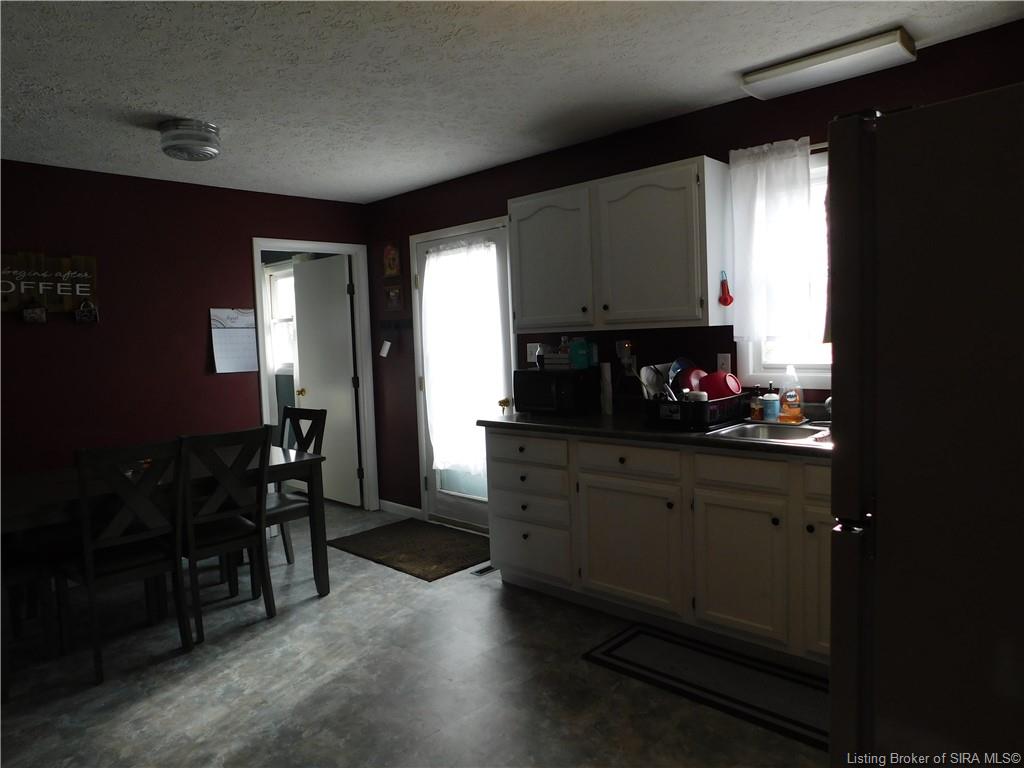 4440 North Hypes Road Salem, IN 47167 - Photo 11 of 25