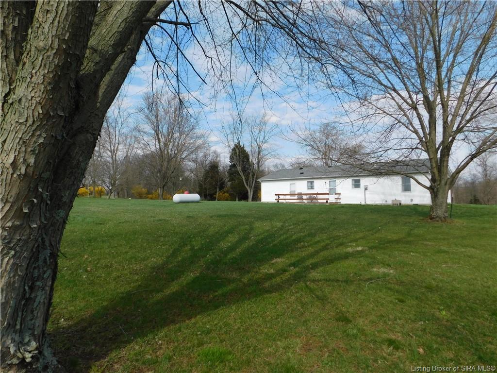 4440 North Hypes Road Salem, IN 47167 - Photo 5 of 25