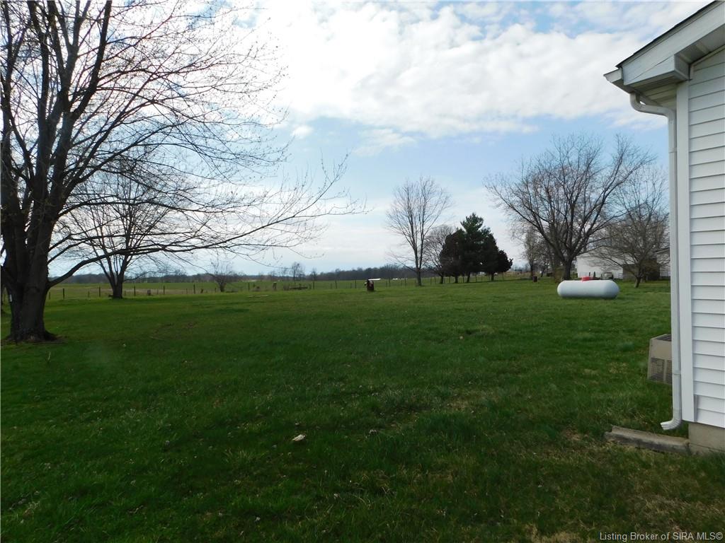 4440 North Hypes Road Salem, IN 47167 - Photo 6 of 25