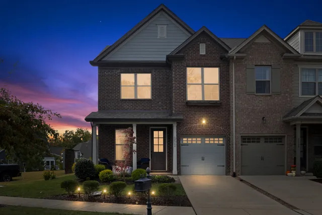 $523,900 | 2564 Wellesley Square Drive, Thompson's Station, TN 37179