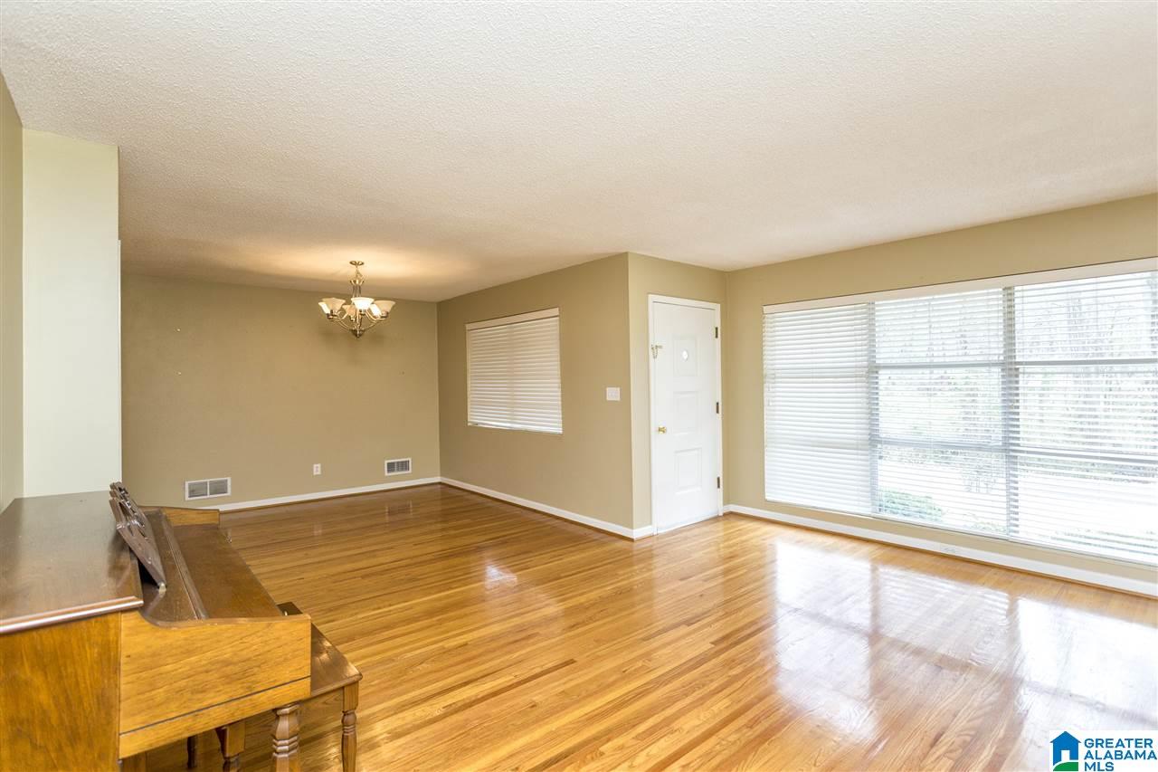 137 Lindberg Road Bessemer, AL 35023 - Photo 4 of 29