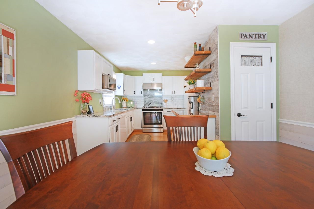 8 Royal Lane, Unit 22 Raymond, NH 03077 - Photo 18 of 60