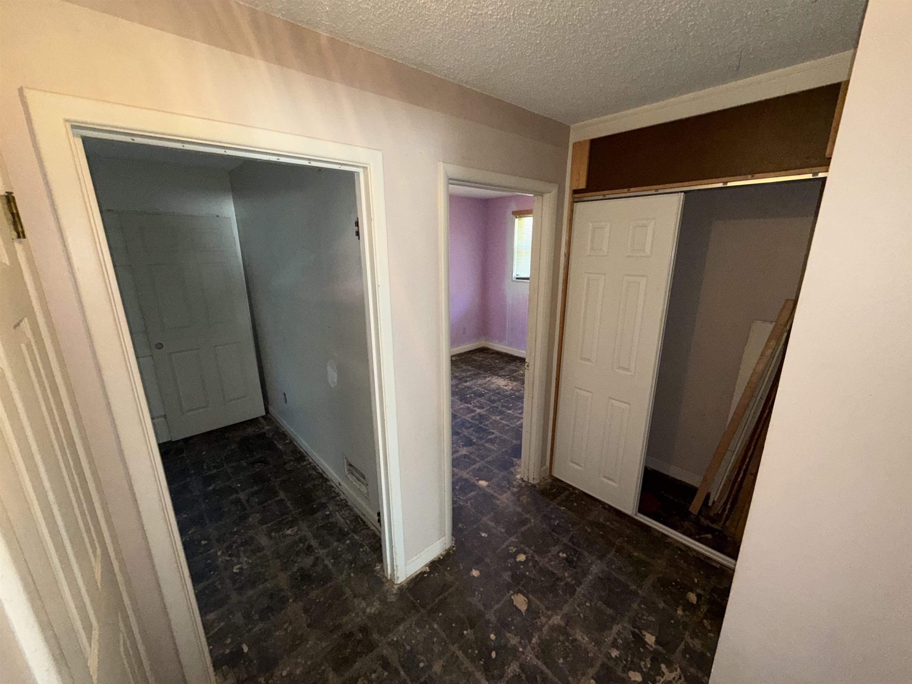 1068 Buckner Road Memphis, TN 38122 - Photo 9 of 30