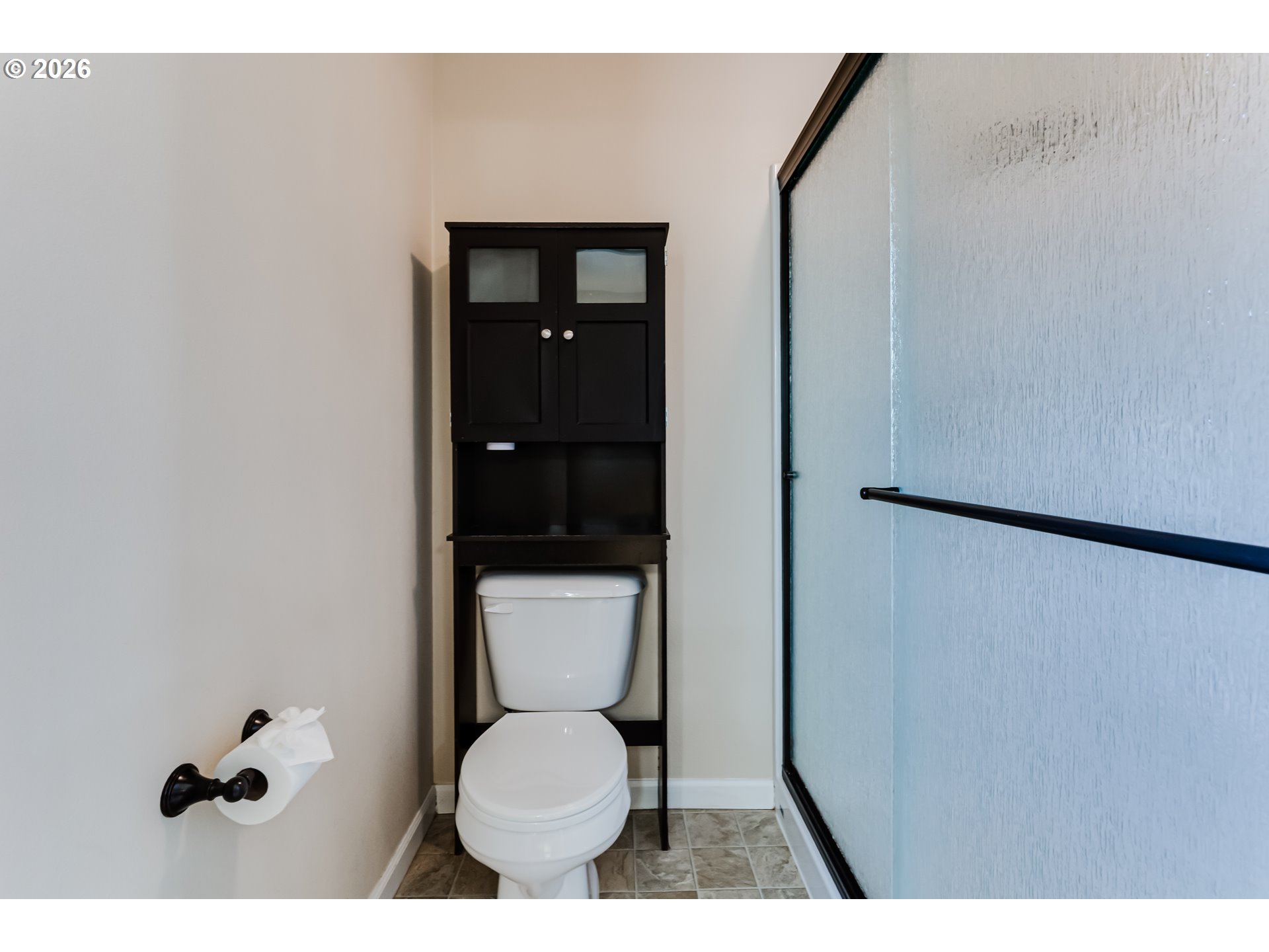 362 Camrin Loop Creswell, OR 97426 - Photo 12 of 22 Bathroom