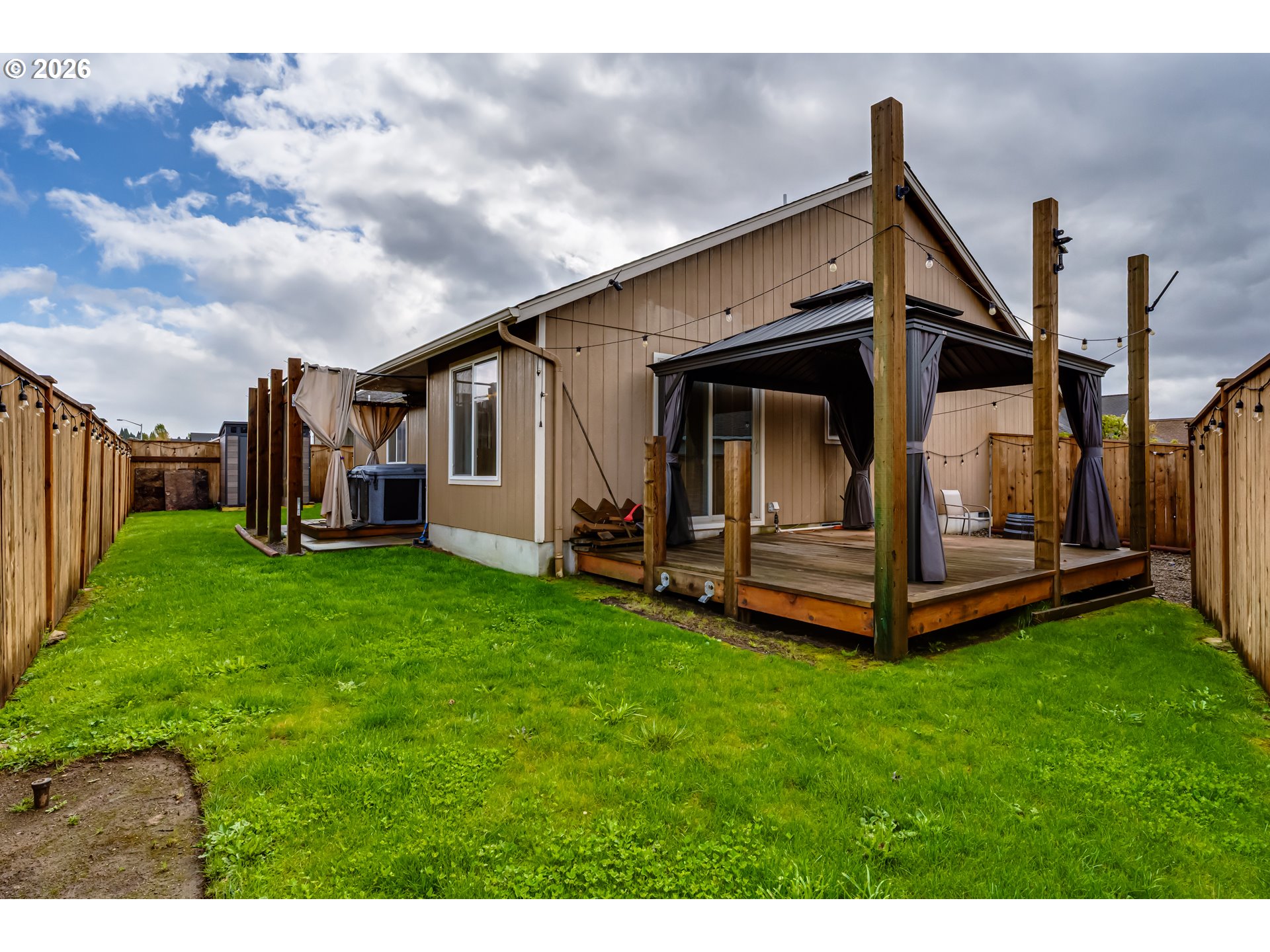 362 Camrin Loop Creswell, OR 97426 - Photo 19 of 22 Deck