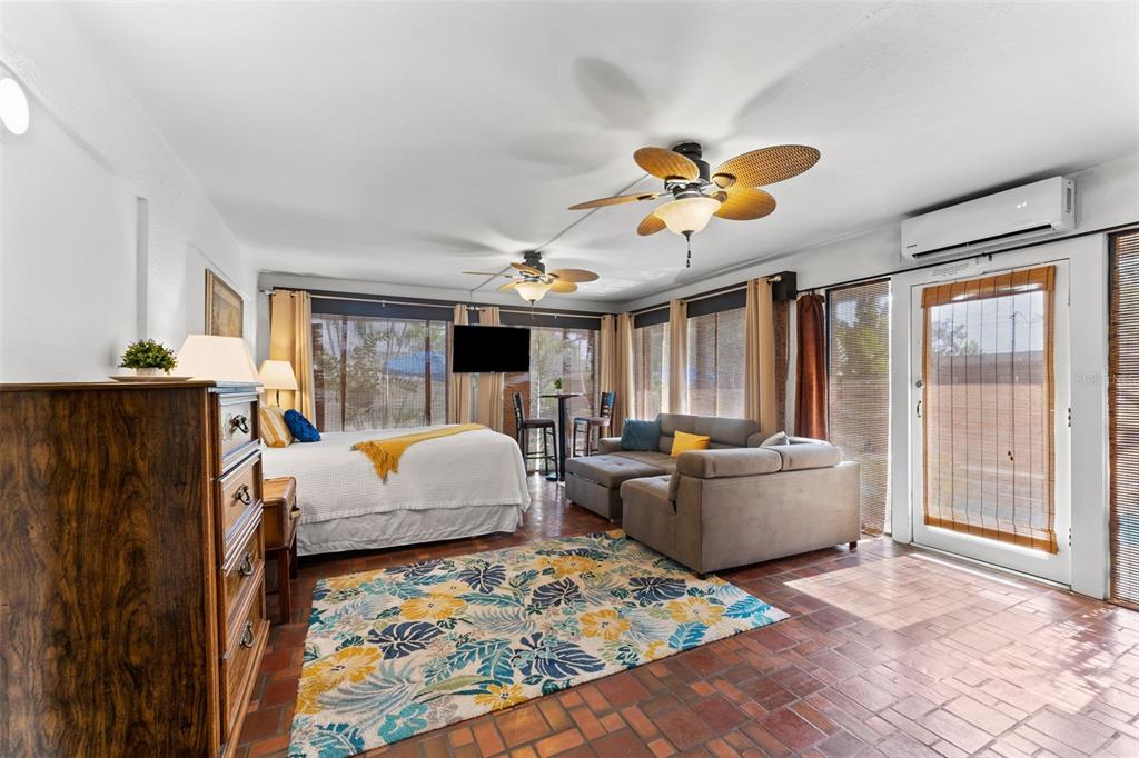 1500 Maple Street Clearwater, FL 33755 - Photo 47 of 96