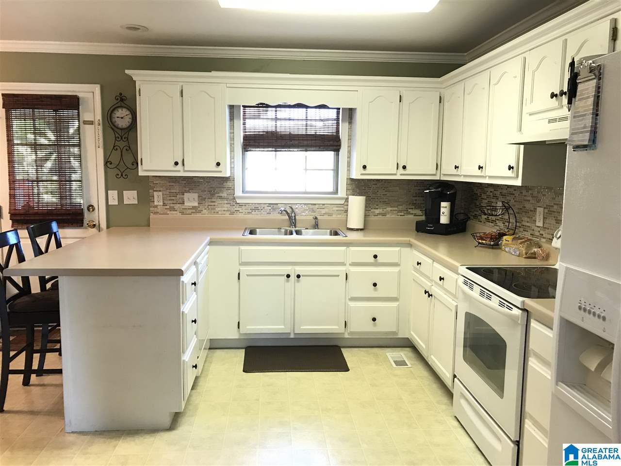 904 Ransome Drive Oneonta, AL 35121 - Photo 17 of 33