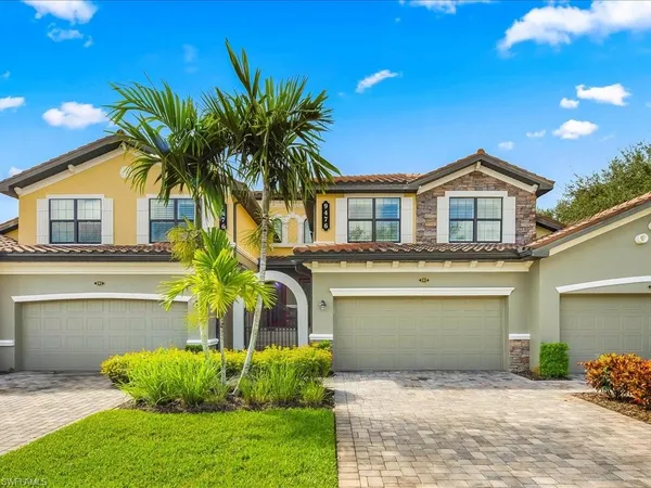 $10,000 | 9476 Napoli Lane, Unit 202, Naples, FL 34113