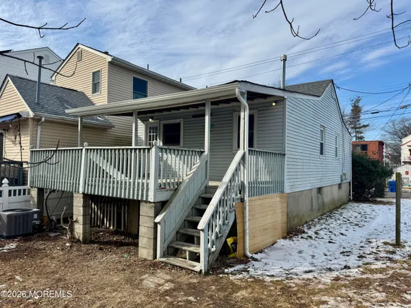 $2,600 | 20 Bray Avenue, Middletown, NJ 07748