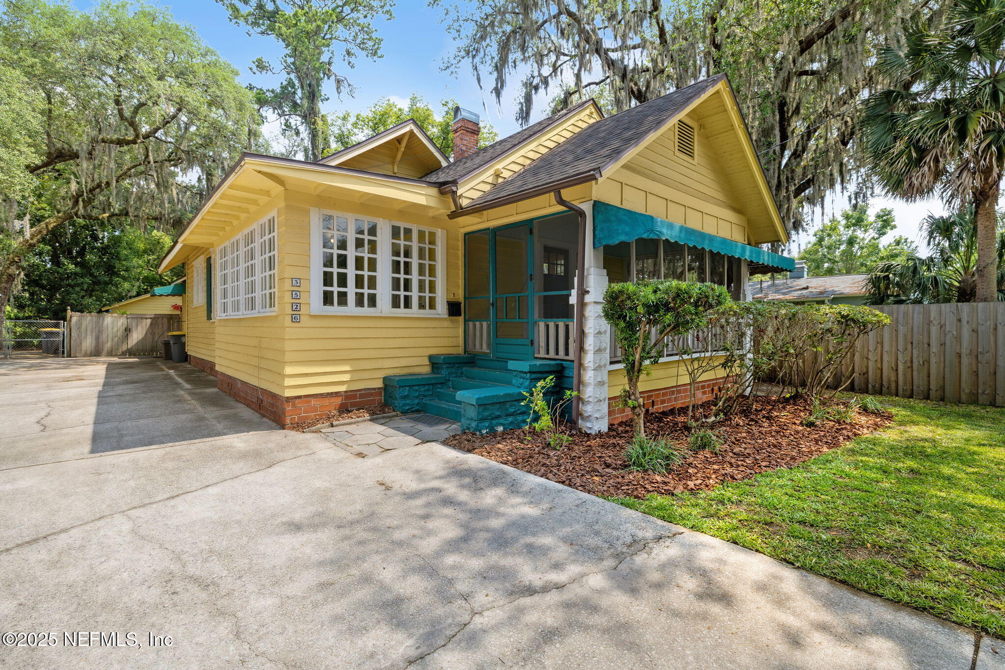 3526 Valencia Road Jacksonville, FL 32205 - Photo 4 of 45 5-web-or-mls-3526 Valencia Rd (5 of 40)