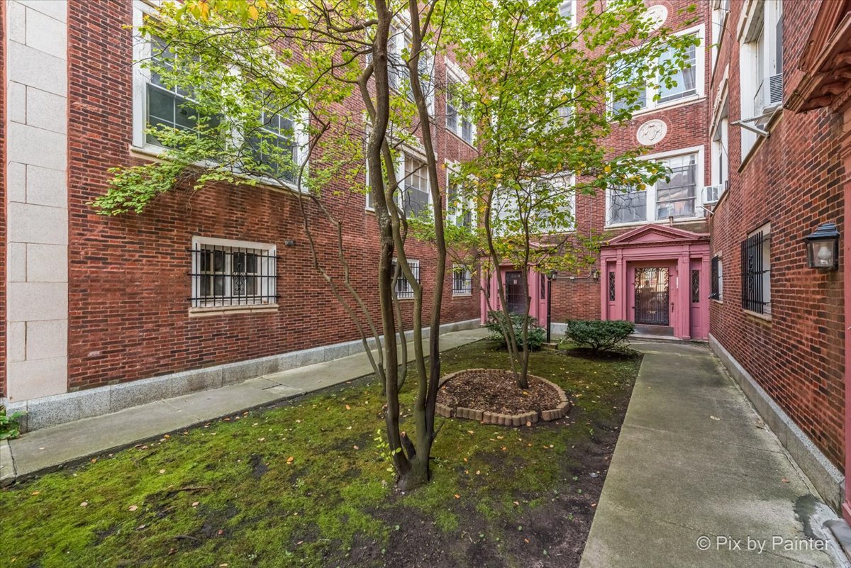 835 East 49th Street, Unit 3 Chicago, IL 60615 - Photo 16 of 17
