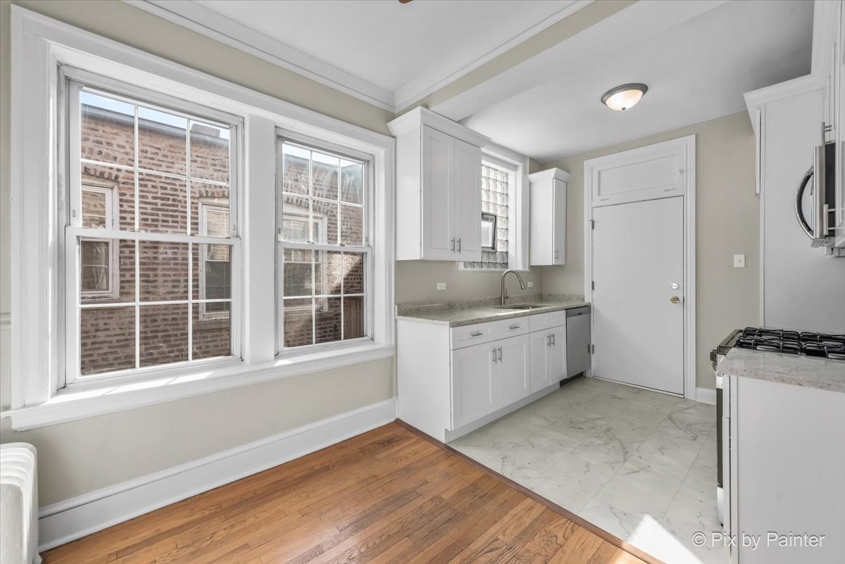 835 East 49th Street, Unit 3 Chicago, IL 60615 - Photo 6 of 17