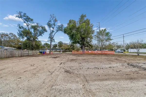 $389,900 | 245 Milwaukee Avenue, Dunedin, FL 34698
