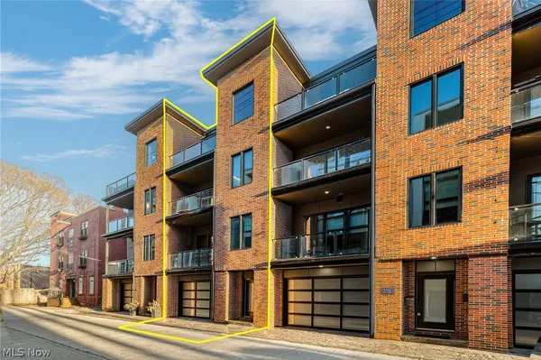 $789,500 | 3109 Vine Court, Cleveland, OH 44113