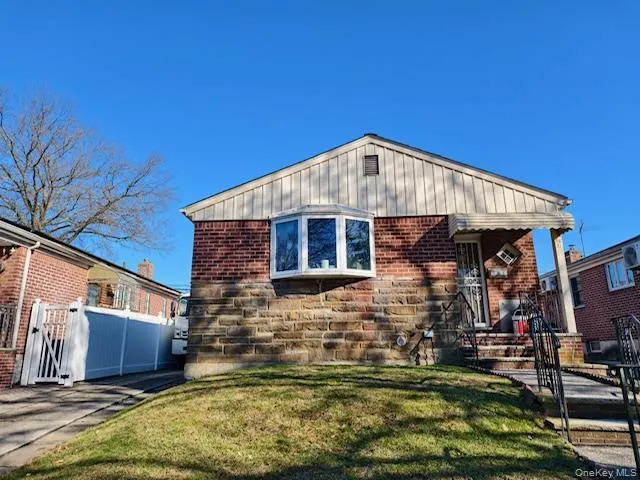 $4,800 | 58-27 208th Street | Bayside