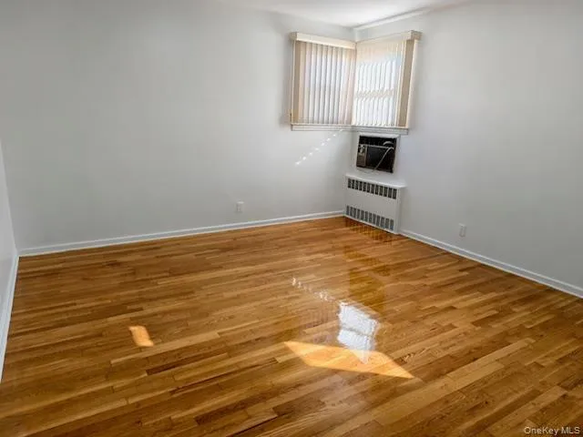 $4,800 | 58-27 208th Street | Bayside