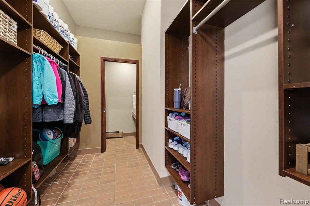 312 Terry Avenue Rochester, MI 48307 - Photo 23 of 63