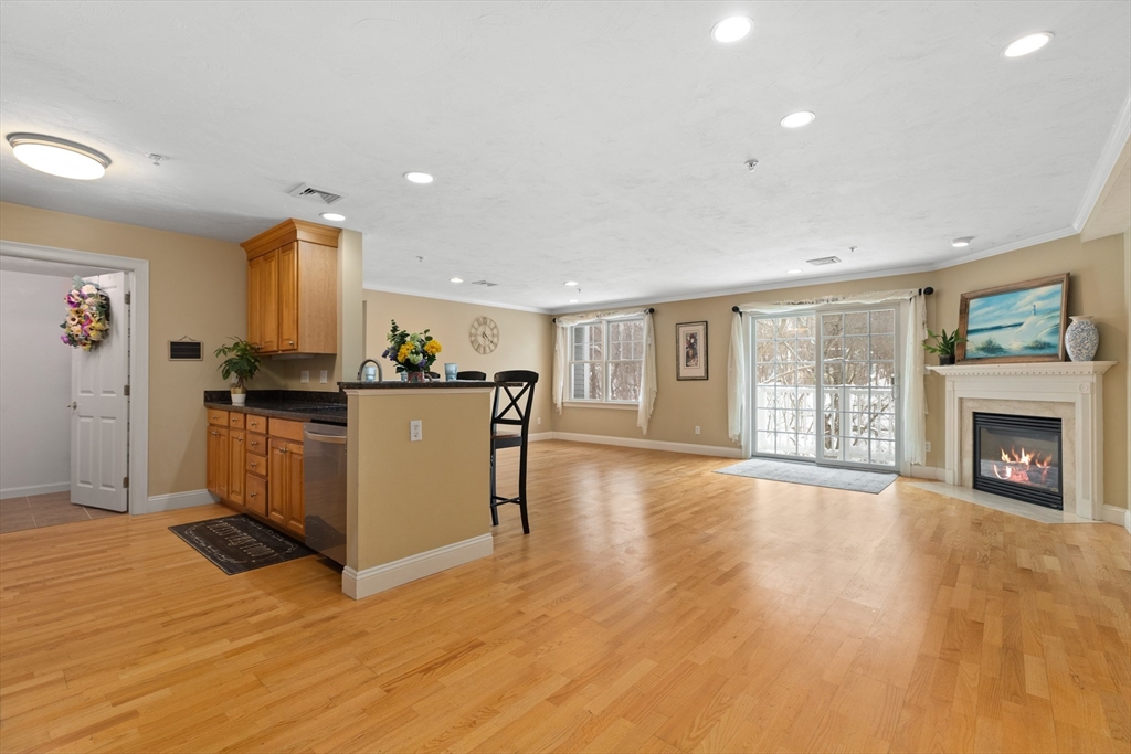 29 Maple Street, Unit G Canton, MA 02021 - Photo 10 of 22