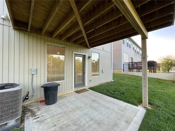 $314,900 | 7389 Griffey Street, Parkville, MO 64152