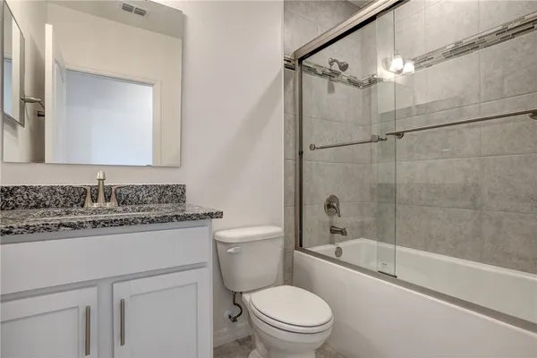 $2,300 | 406 Easy Street, Sebastian, FL 32958