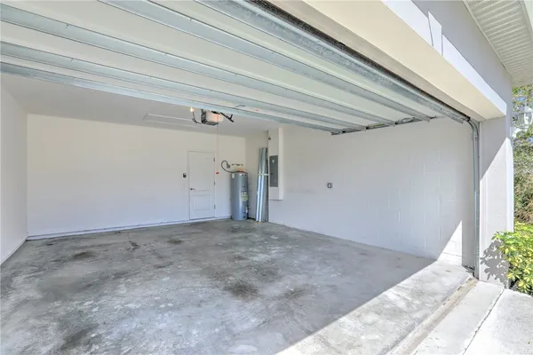 $2,300 | 406 Easy Street, Sebastian, FL 32958