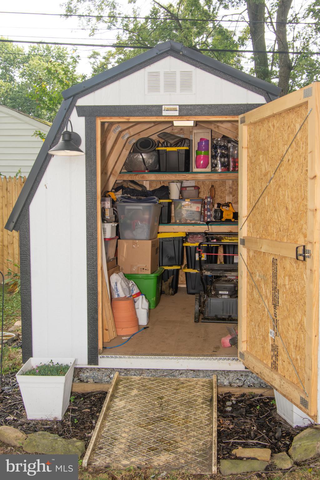 203 Fletchwood Road Elkton, MD 21921 - Photo 18 of 27 Newer shed installed within past 2 years