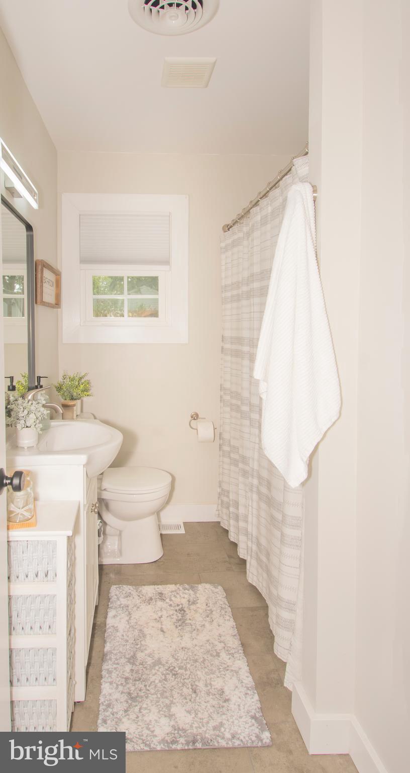 203 Fletchwood Road Elkton, MD 21921 - Photo 10 of 27 Updated bathroom