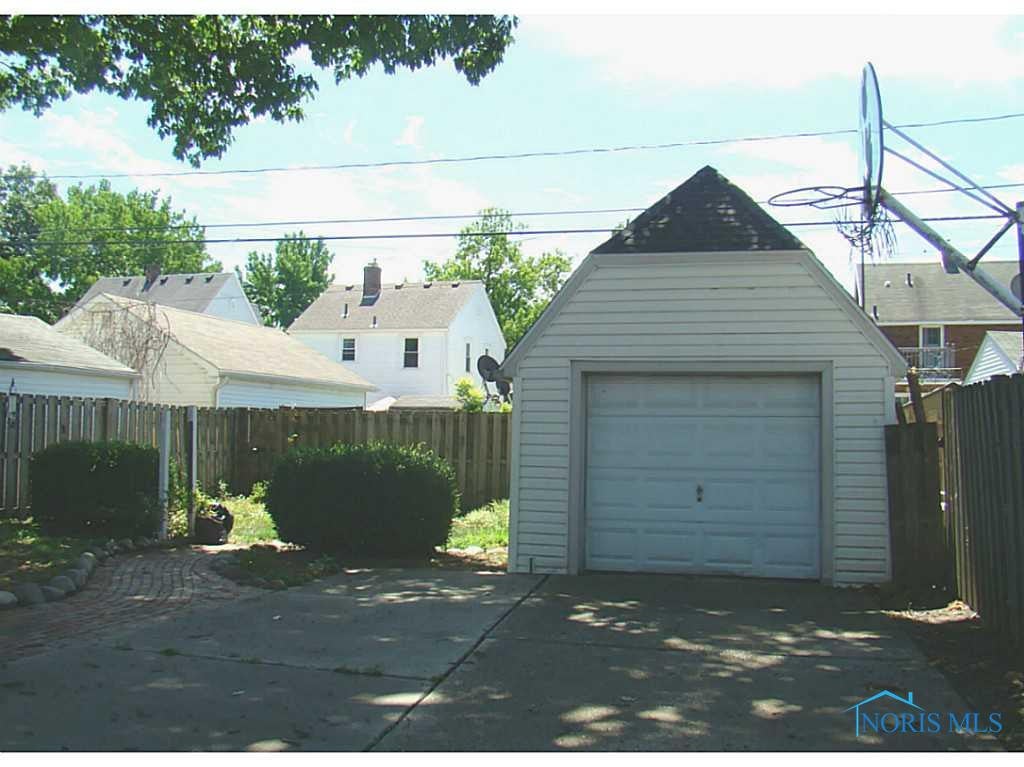 719 Waybridge Road Toledo, OH 43612 - Photo 12 of 14 Gallery Image 12