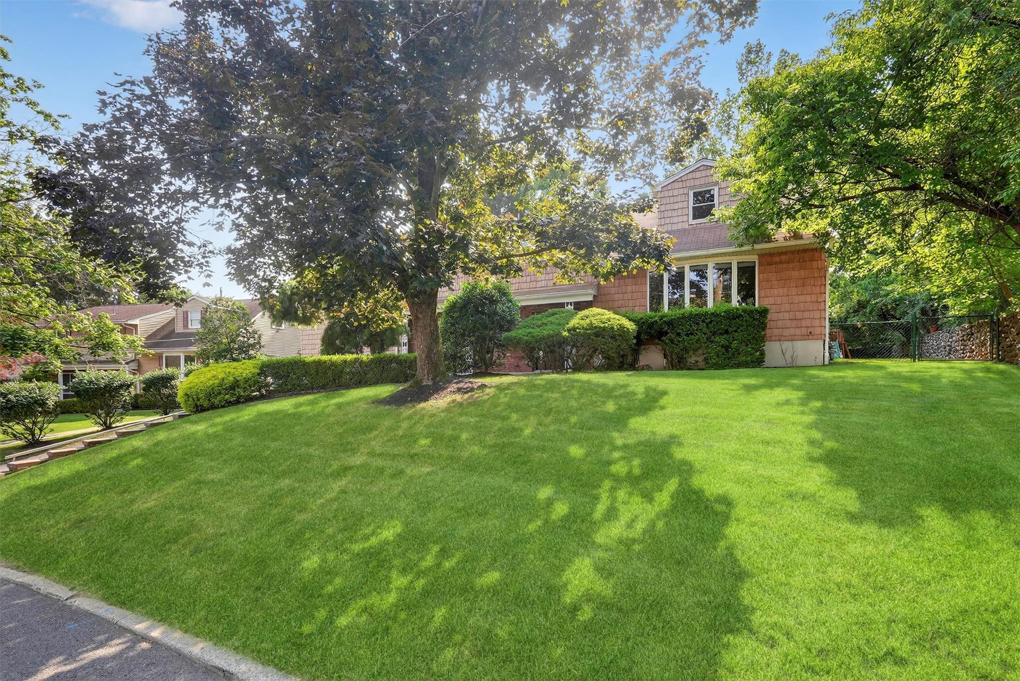 15 Dr Frank Road Spring Valley, NY 10977 - Photo 2 of 50 View of yard