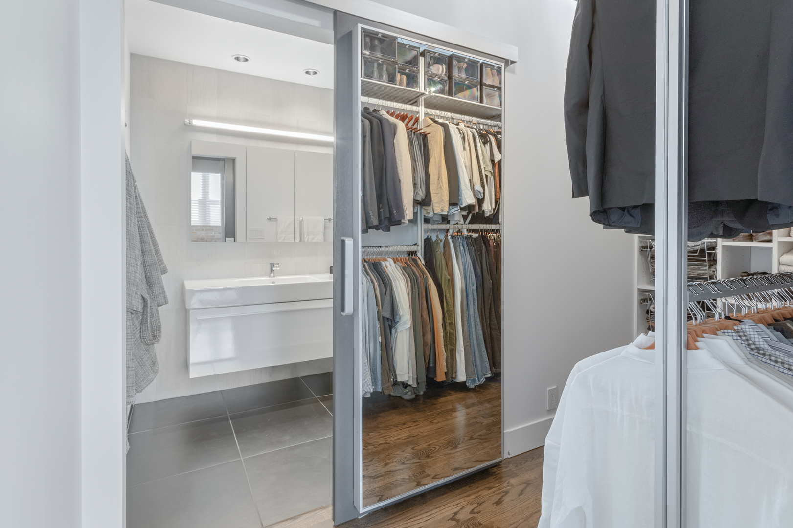 1017 West Washington Boulevard, Unit 2H Chicago, IL 60607 - Photo 18 of 39