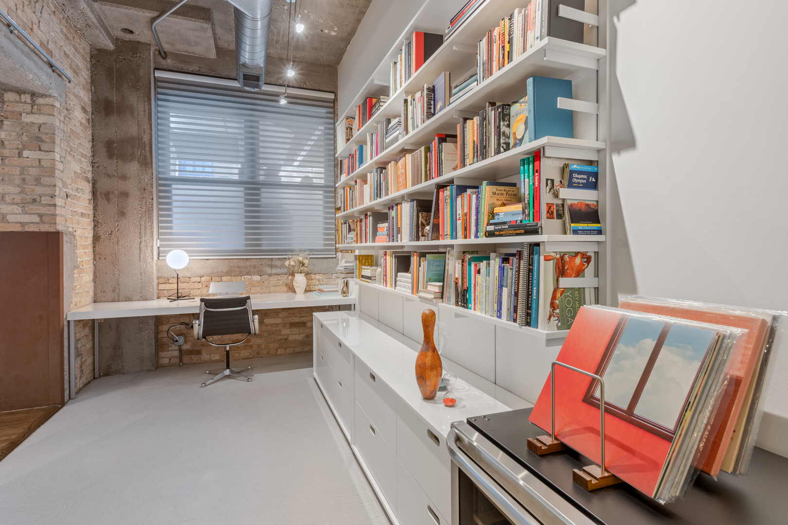 1017 West Washington Boulevard, Unit 2H Chicago, IL 60607 - Photo 29 of 39