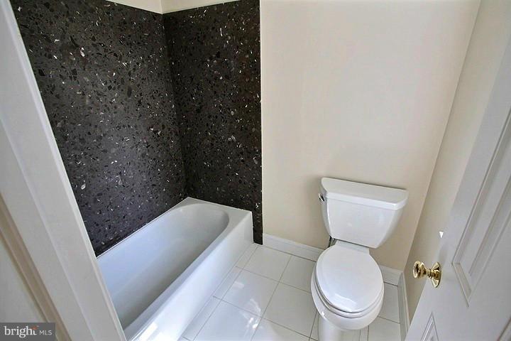 7107 Deer Valley Road Highland, MD 20777 - Photo 20 of 30 Buddy Bath