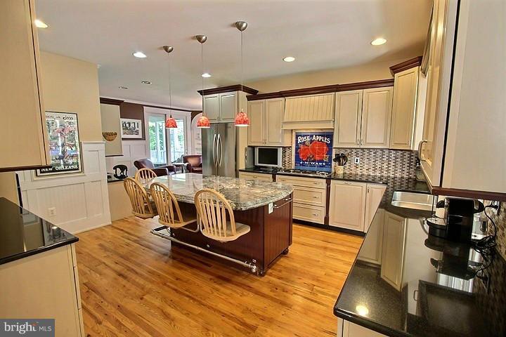 7107 Deer Valley Road Highland, MD 20777 - Photo 7 of 30 Kitchen