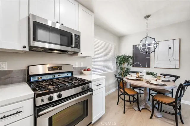 $459,900 | 6600 Warner Avenue, Unit 10, Huntington Beach, CA 92647