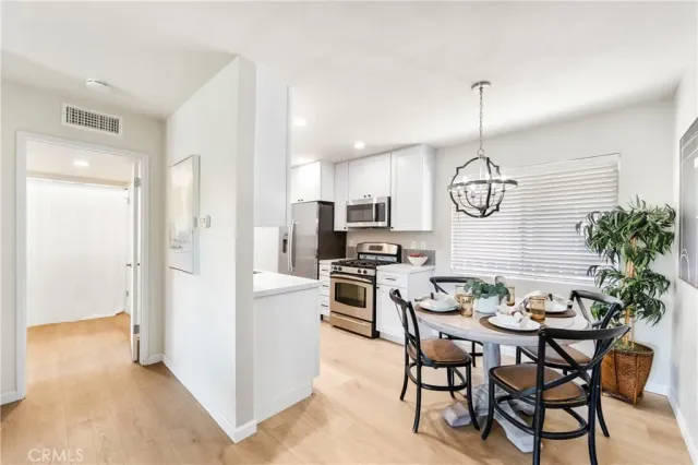 $459,900 | 6600 Warner Avenue, Unit 10, Huntington Beach, CA 92647