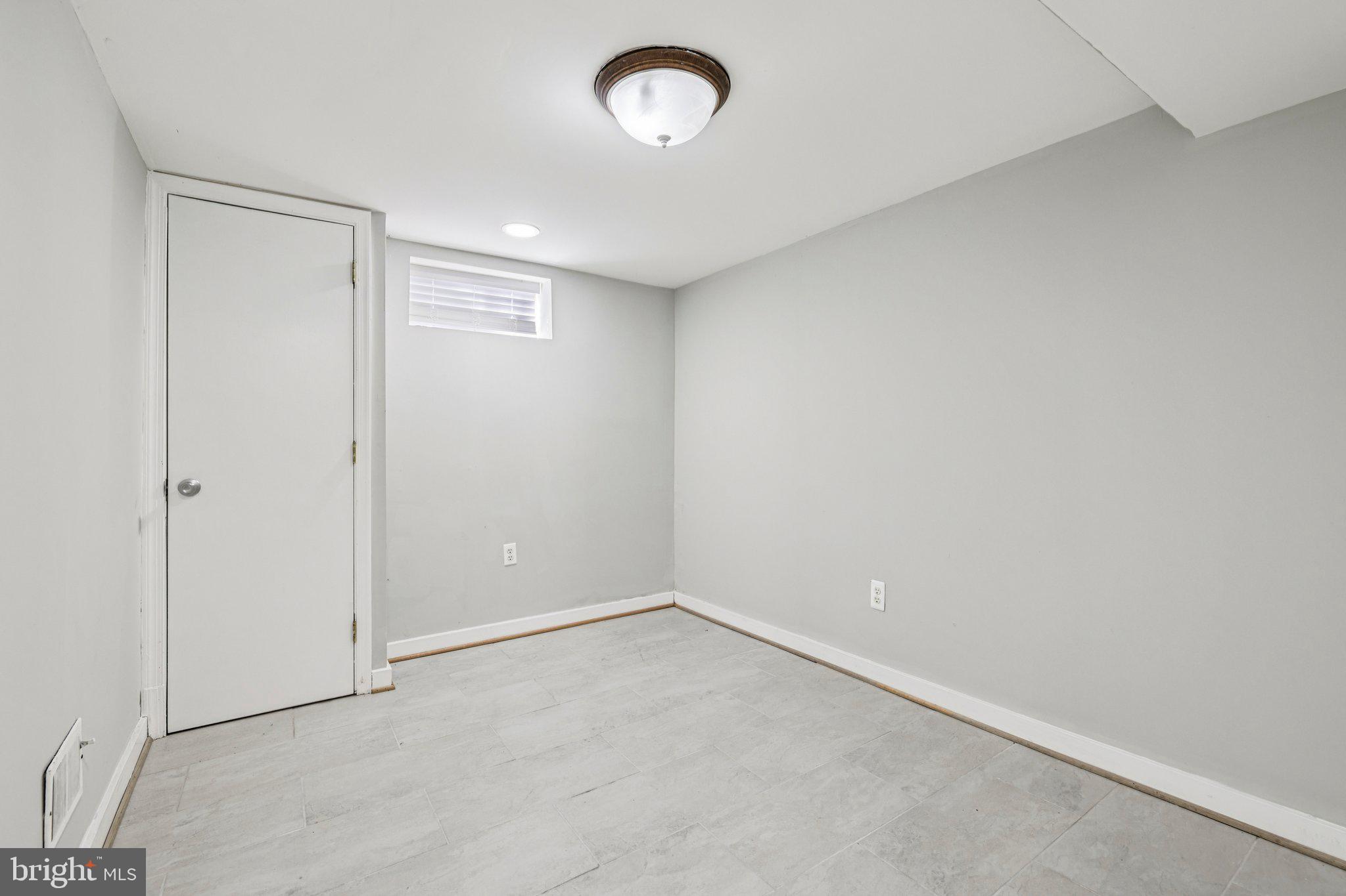 4546 Mountview Road Baltimore, MD 21229 - Photo 16 of 26