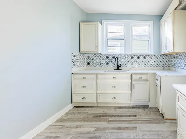 $265,000 | 5729 South Damen Avenue, Chicago, IL 60636